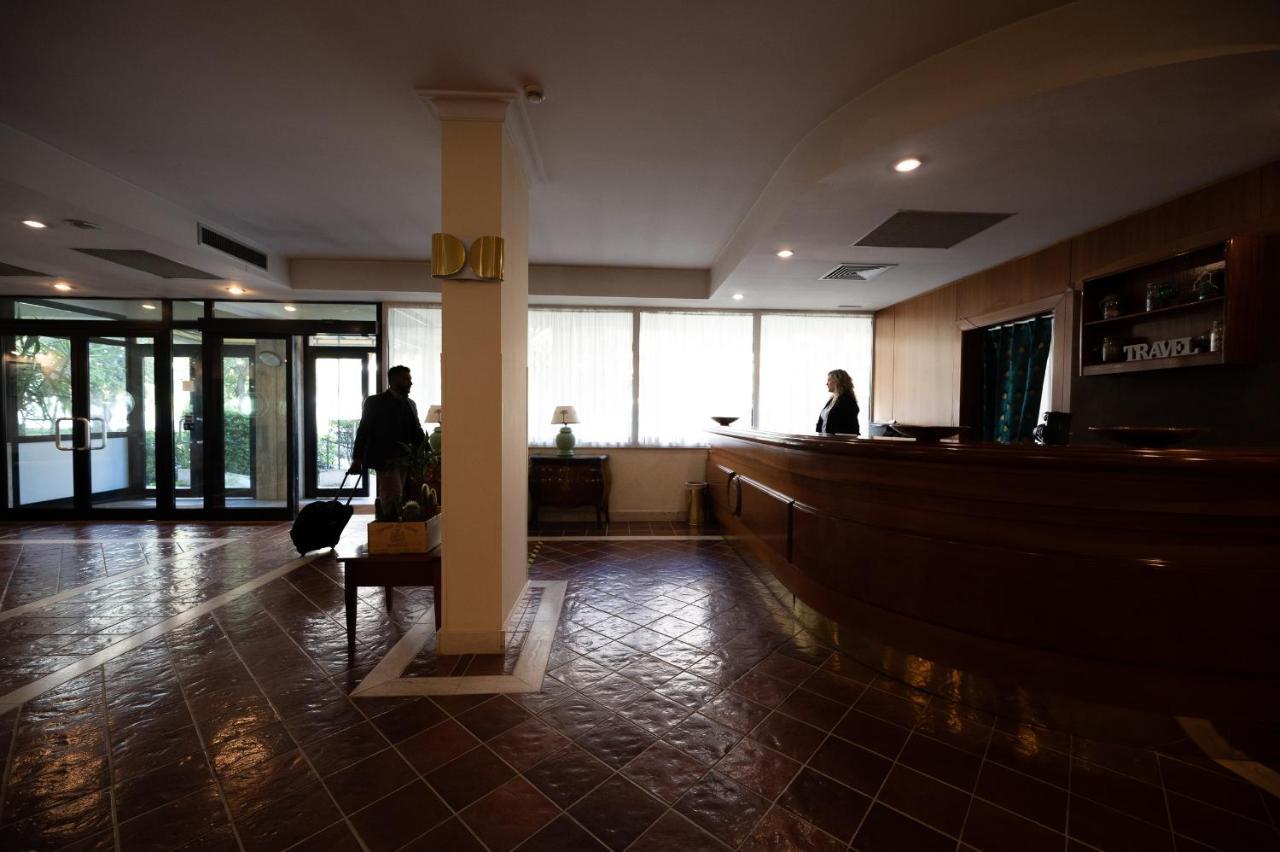 Hotel Torre Di Pratolungo Rome Exterior photo
